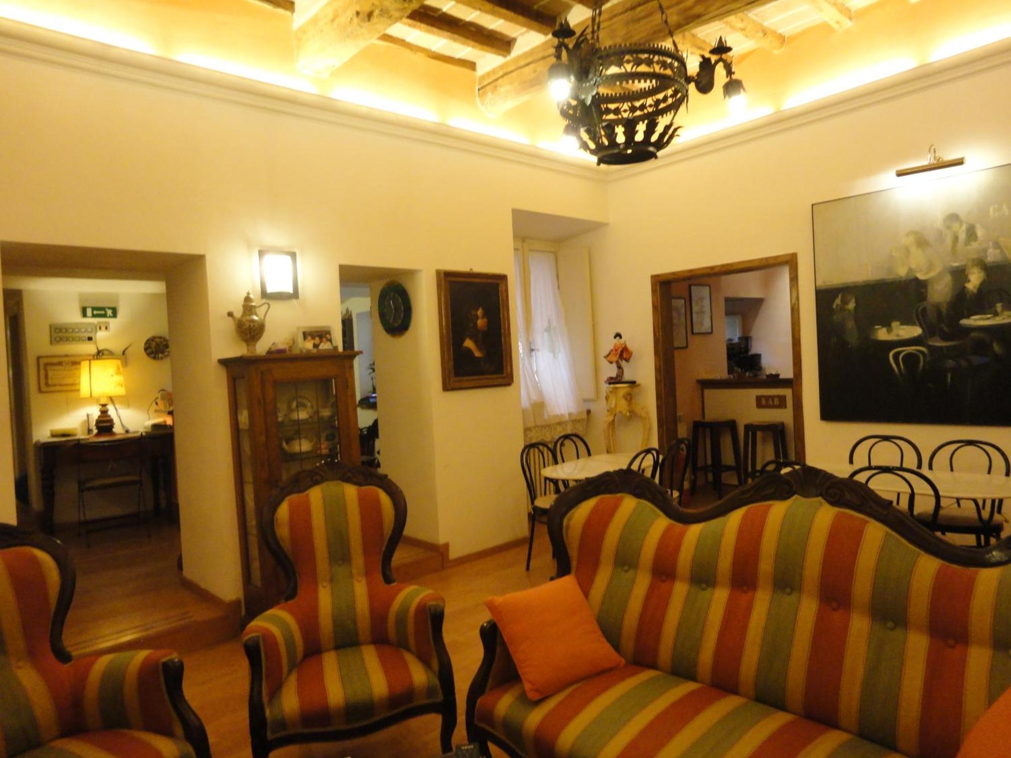 Hotel Morlacchi เปรูจา ภายนอก รูปภาพ